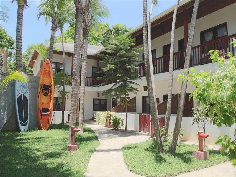 Splash Inn Dive Resort & Villas West End Exterior photo